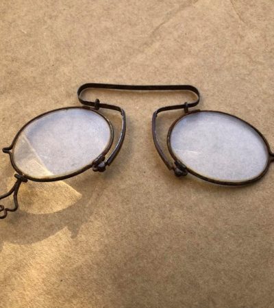 deceased estate vintage glasses